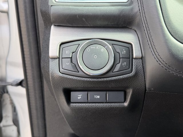 Used 2018 Ford Explorer Platinum image 7