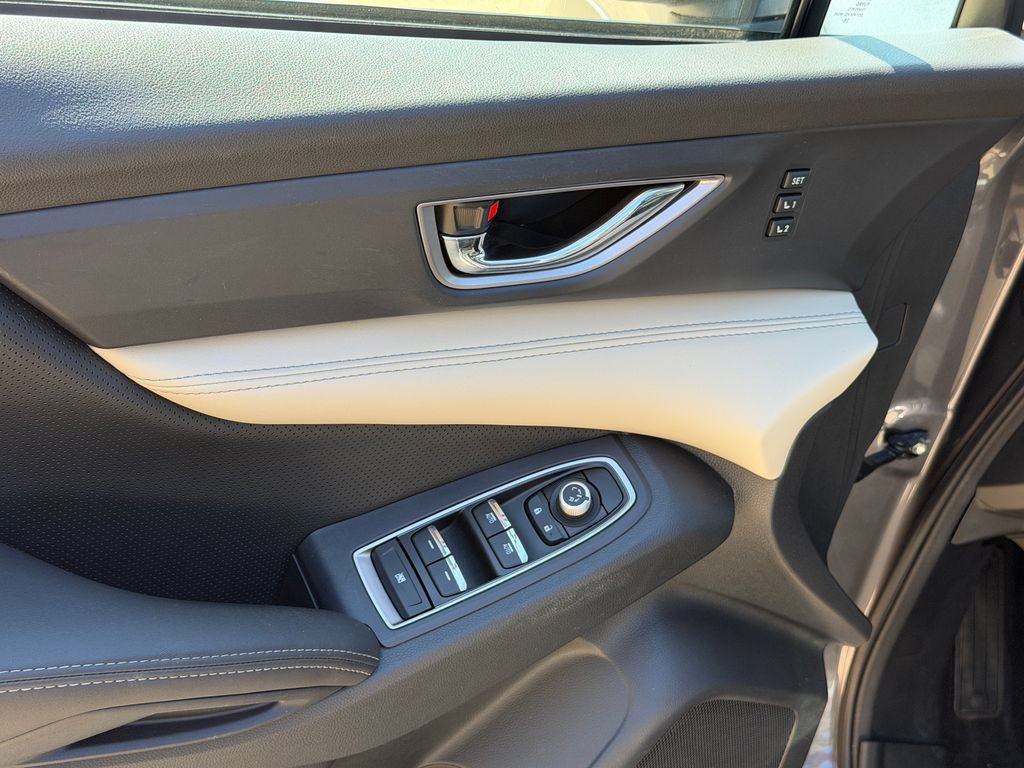 Used 2019 Subaru Ascent Limited AWD/4WD image 10