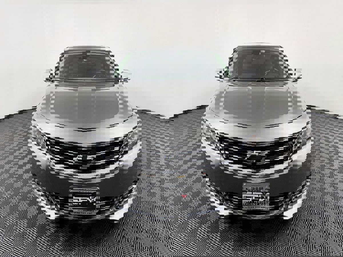 Used 2016 Chevrolet Impala LTZ w/ Enhanced Convenience Package image 4