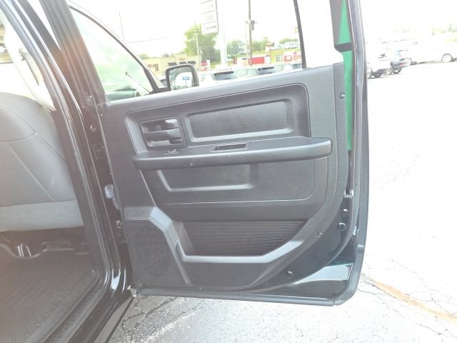 Used 2014 RAM 1500 Express w/ Black Ram 1500 Express Group AWD/4WD image 29