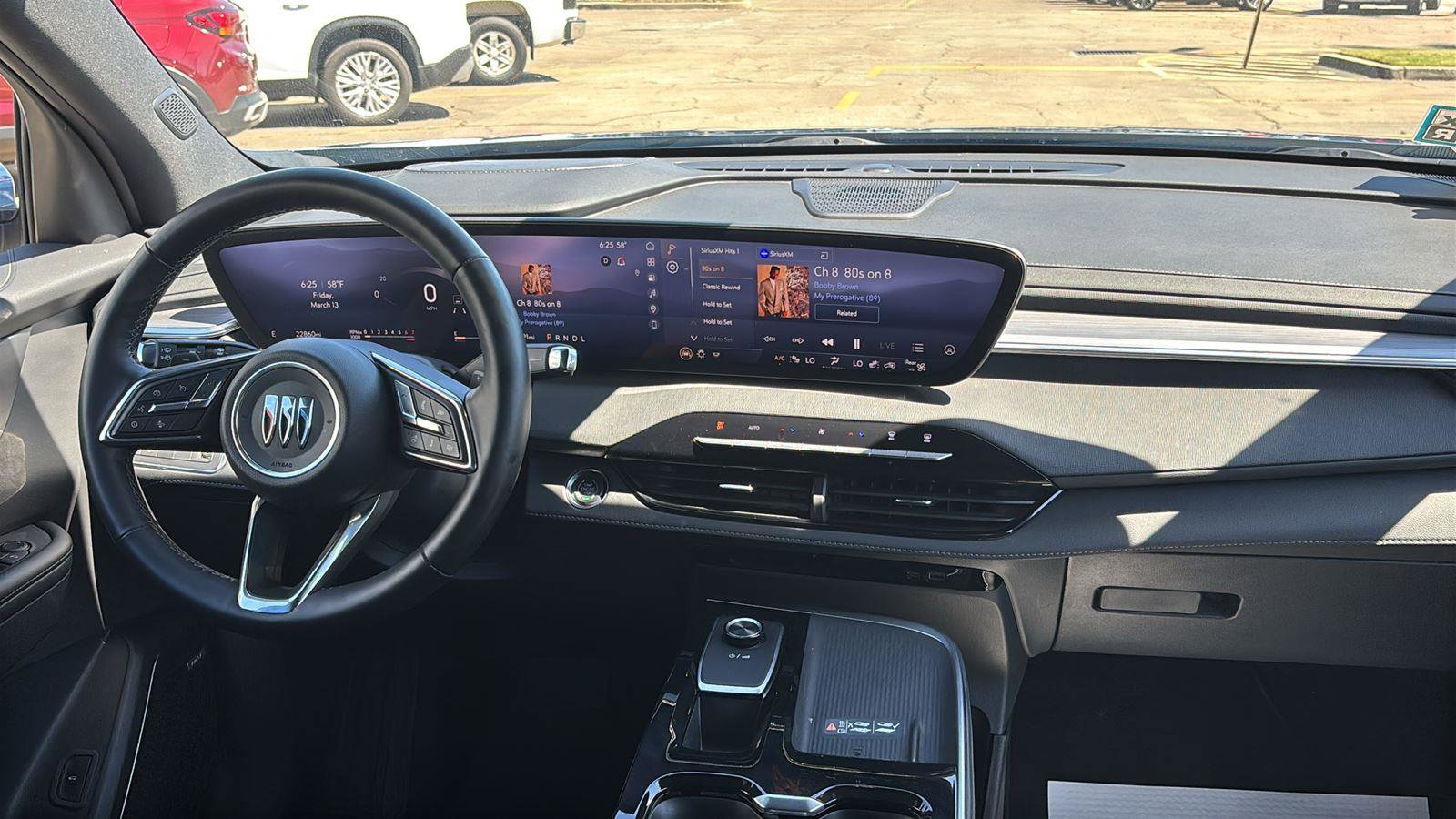 Certified 2025 Buick Enclave Preferred FWD image 25