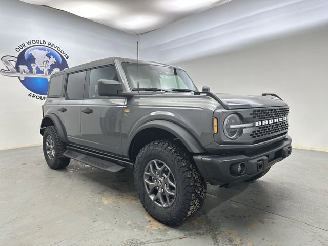 New 2025 Ford Bronco Badlands image 11