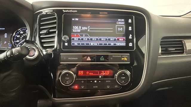 Used 2019 Mitsubishi Outlander GT AWD/4WD image 24