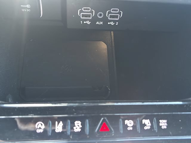 Used 2024 Jeep Wagoneer L 4WD w/ Convenience Group I image 28