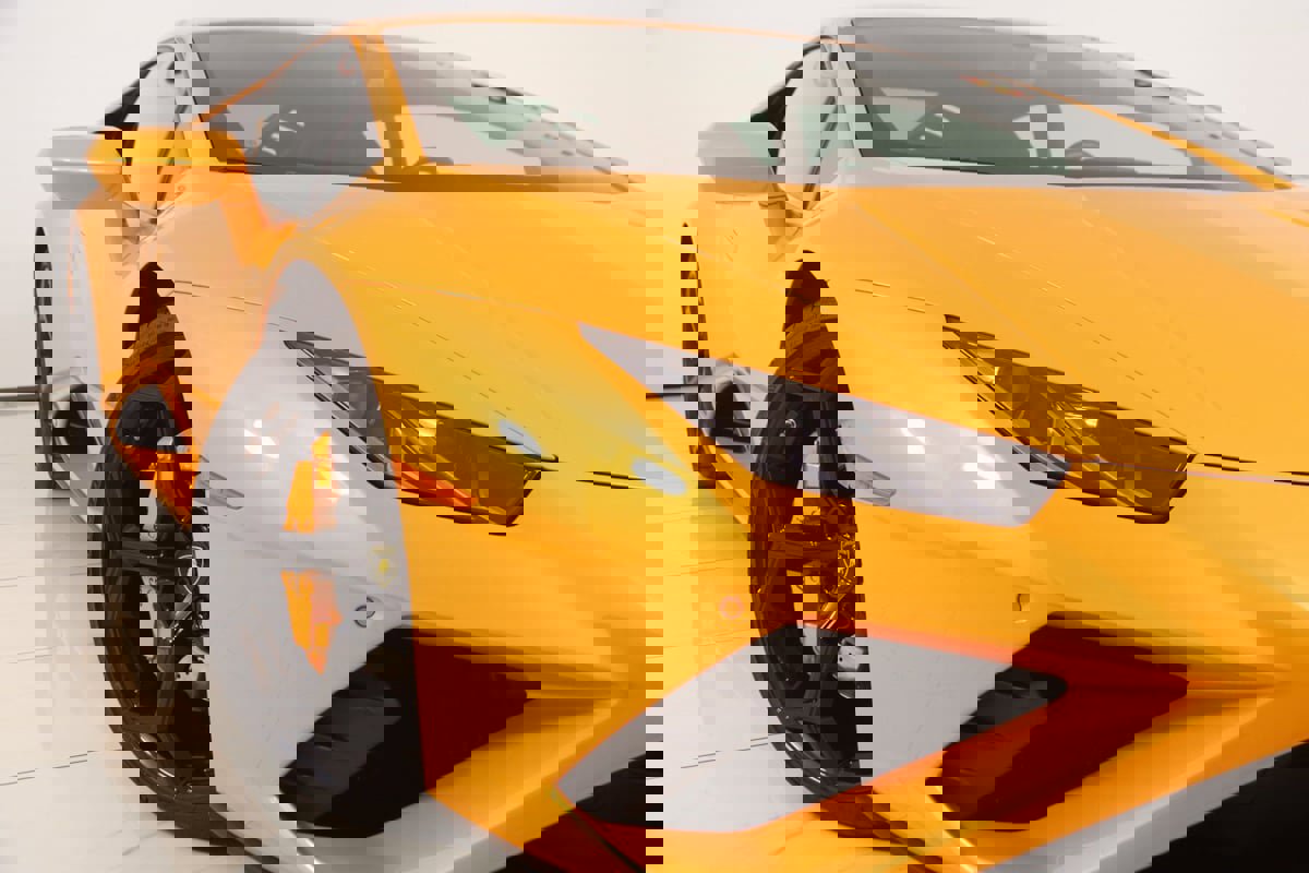 Used 2022 Lamborghini Huracan EVO image 21