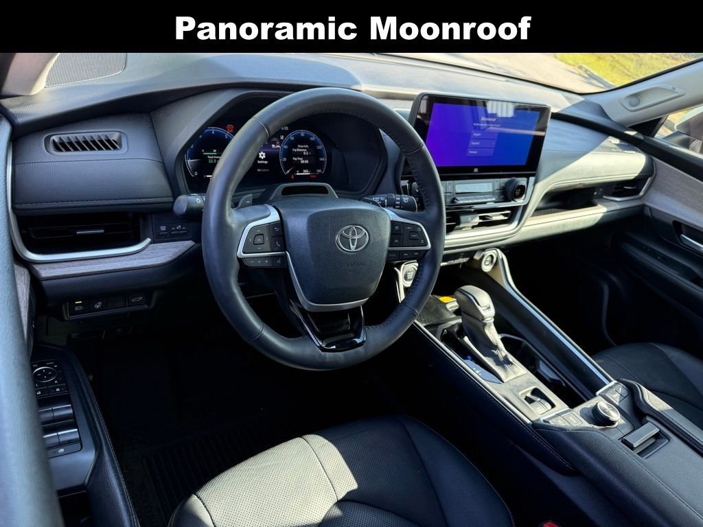 Used 2024 Toyota Grand Highlander Platinum image 3