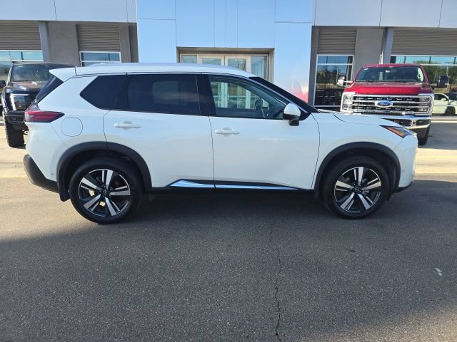 Used 2023 Nissan Rogue SL w/ SL Premium Package AWD/4WD image 5
