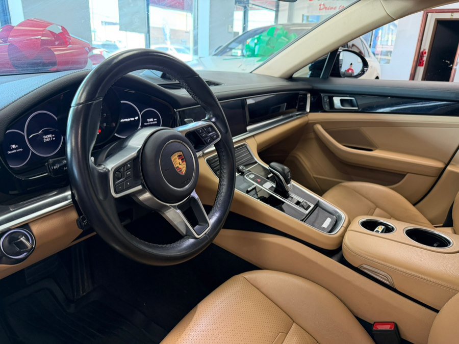 Used 2018 Porsche Panamera 4 AWD/4WD image 25