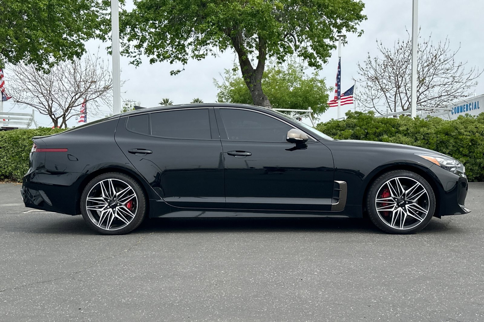 Used 2023 Kia Stinger GT2 image 3