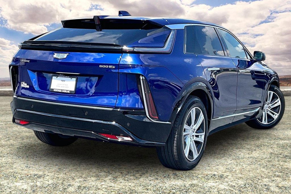 Certified 2024 Cadillac Lyriq Tech w/ Driver Assist Package AWD/4WD image 5