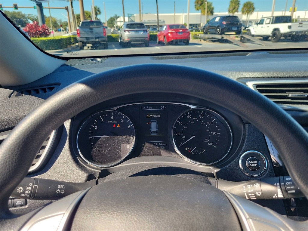 Used 2015 Nissan Rogue SV image 55