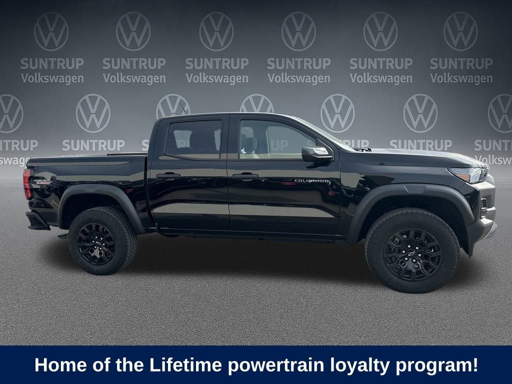 Used 2025 Chevrolet Colorado Trail Boss image 7