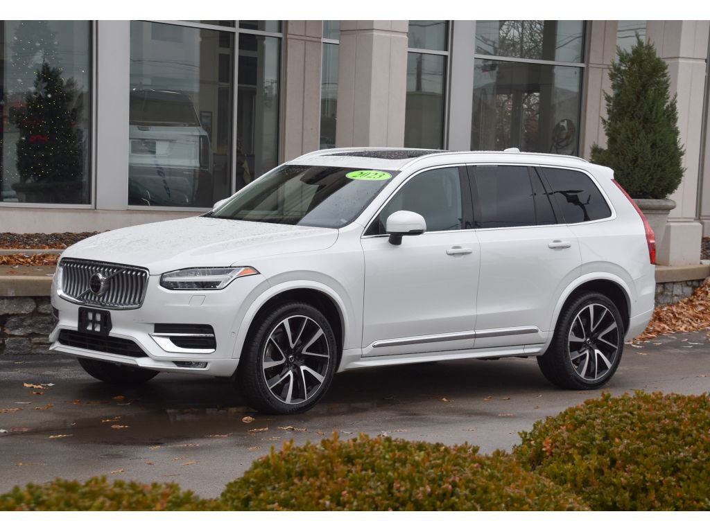 Certified 2023 Volvo XC90 B5 Plus image 8