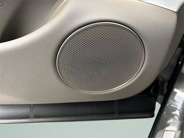 New 2026 Genesis GV70 2.5T Advanced image 26