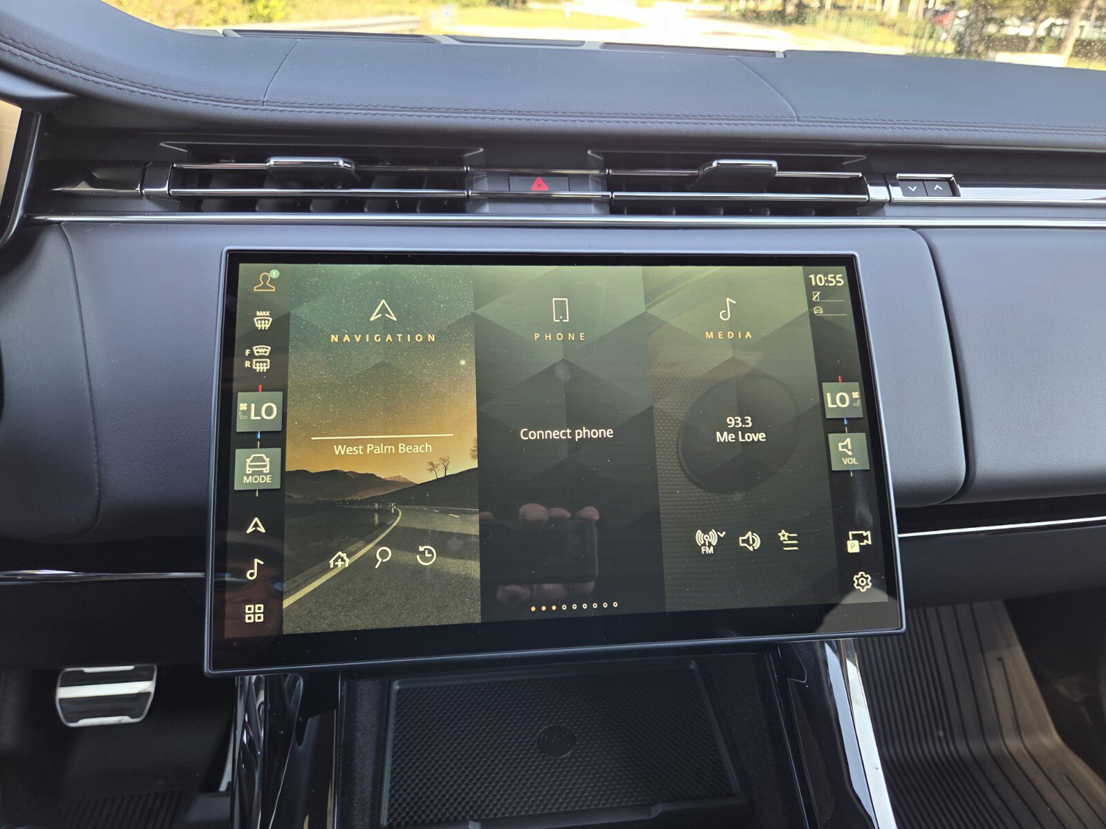 New 2025 Land Rover Range Rover Sport Dynamic SE image 12