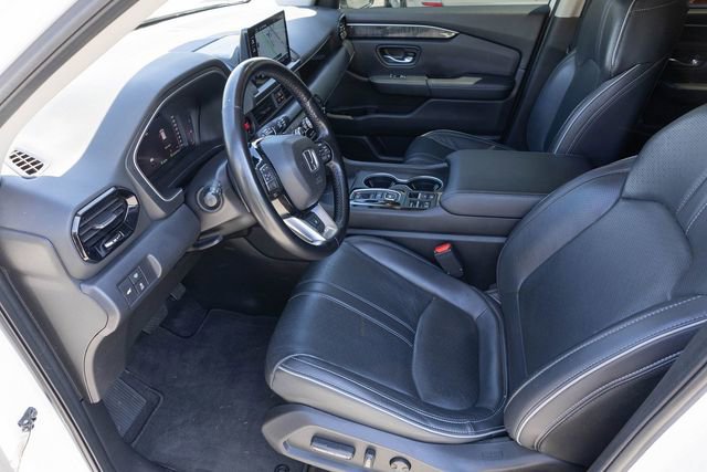 Used 2023 Honda Pilot Elite image 2