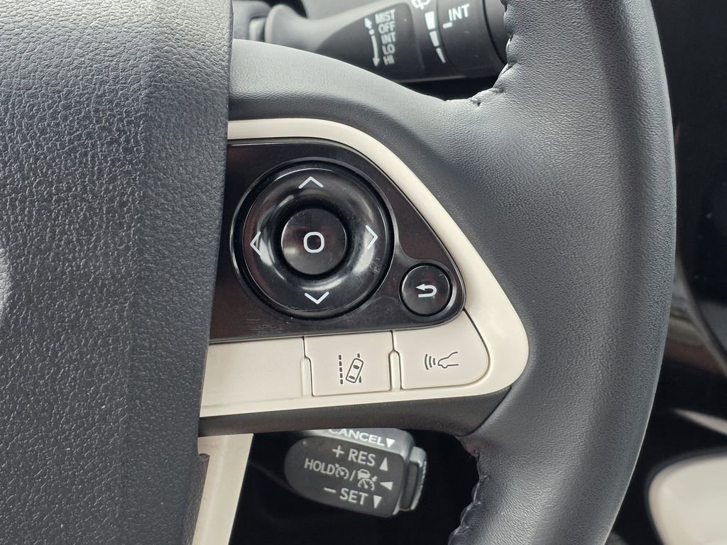 Used 2017 Toyota Prius Prime Plus image 27