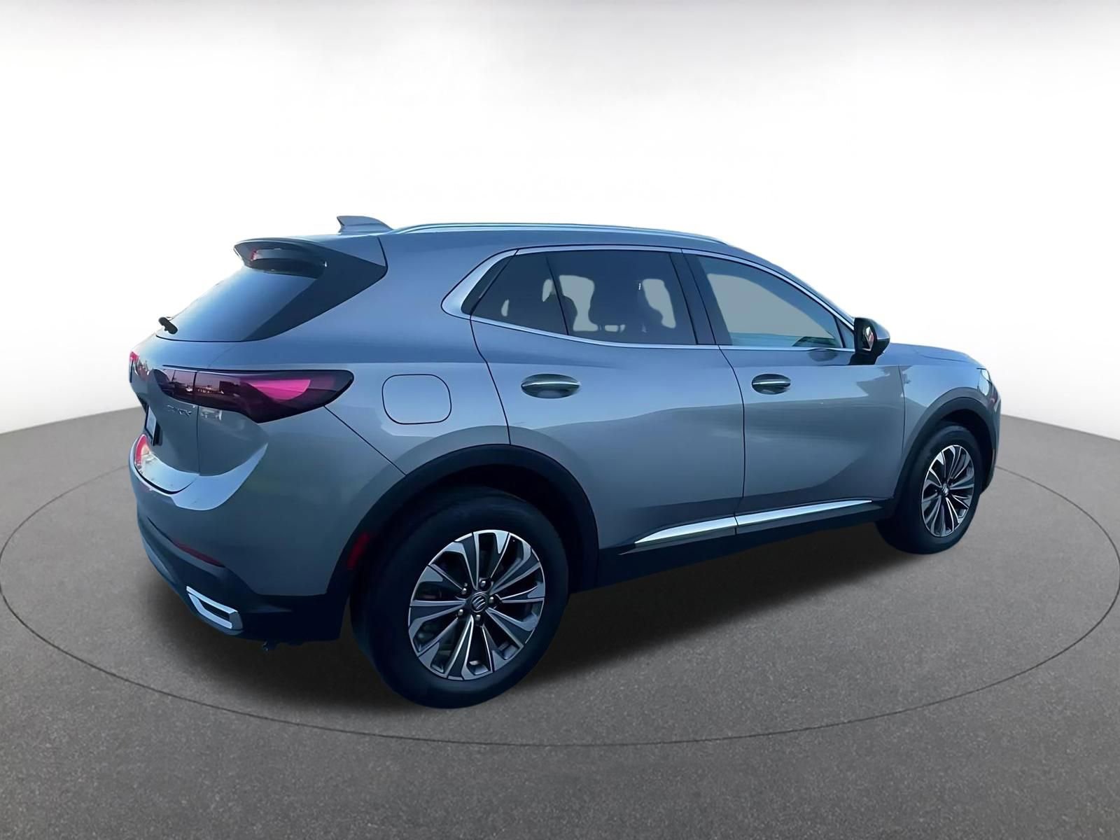 Used 2024 Buick Envision Preferred image 15