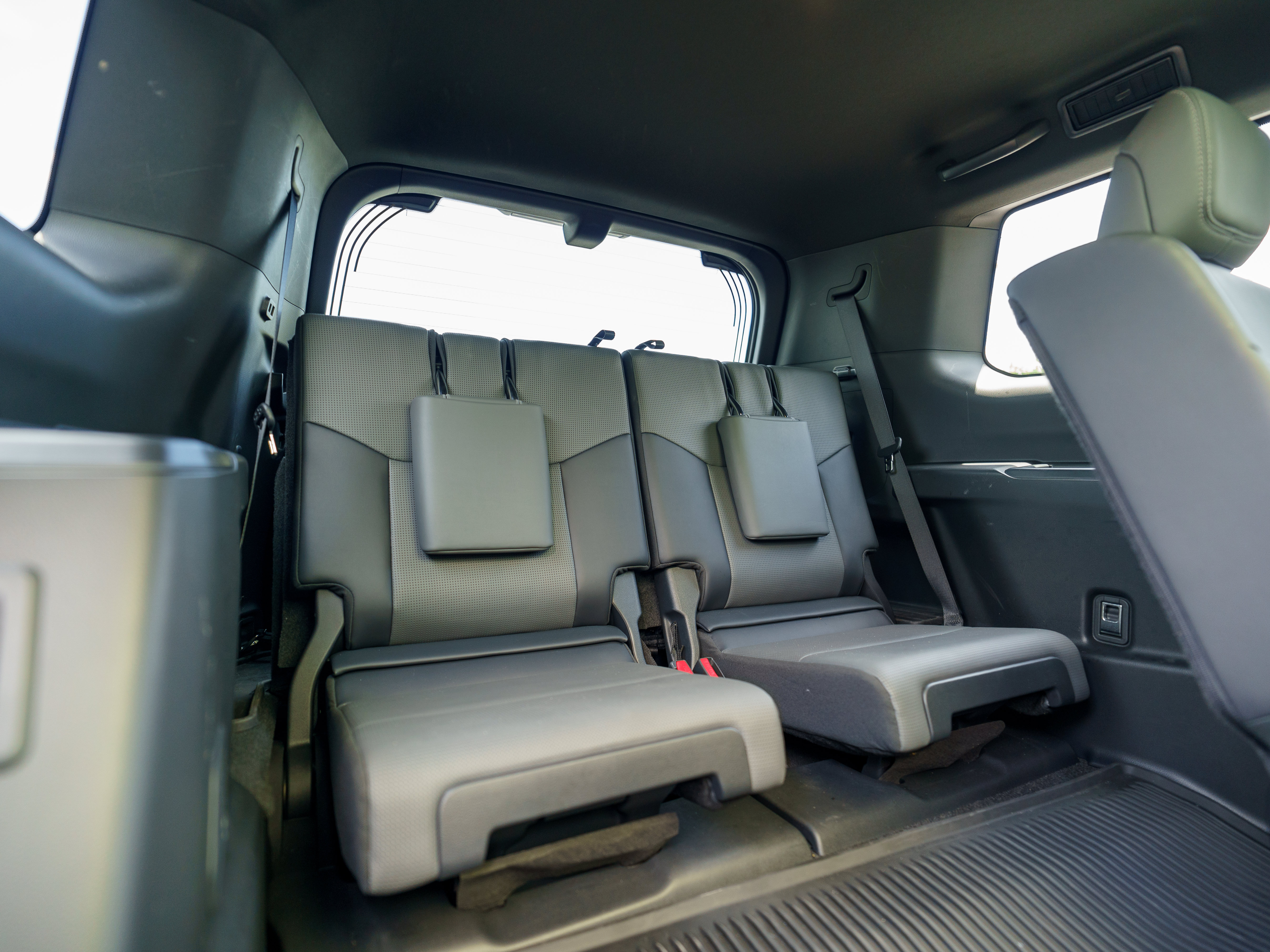 Used 2024 Lexus GX 550 w/ Accessory Package (2T) AWD/4WD image 16