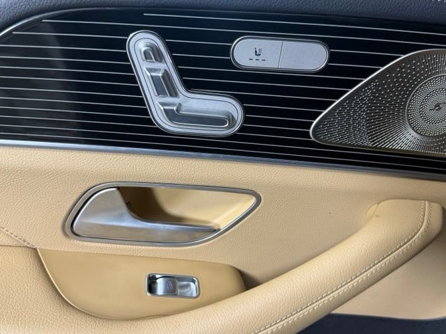 Used 2024 Mercedes-Benz GLS 580 4MATIC image 93