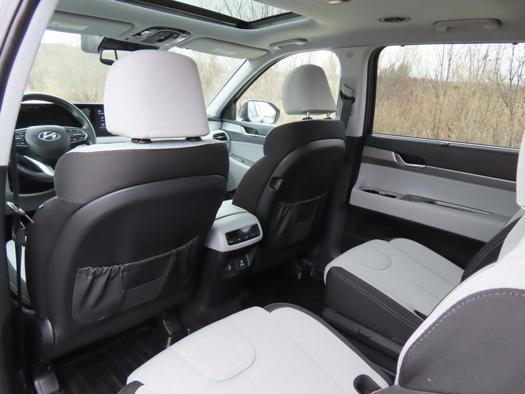 Used 2022 Hyundai Palisade SEL w/ Convenience Package image 25