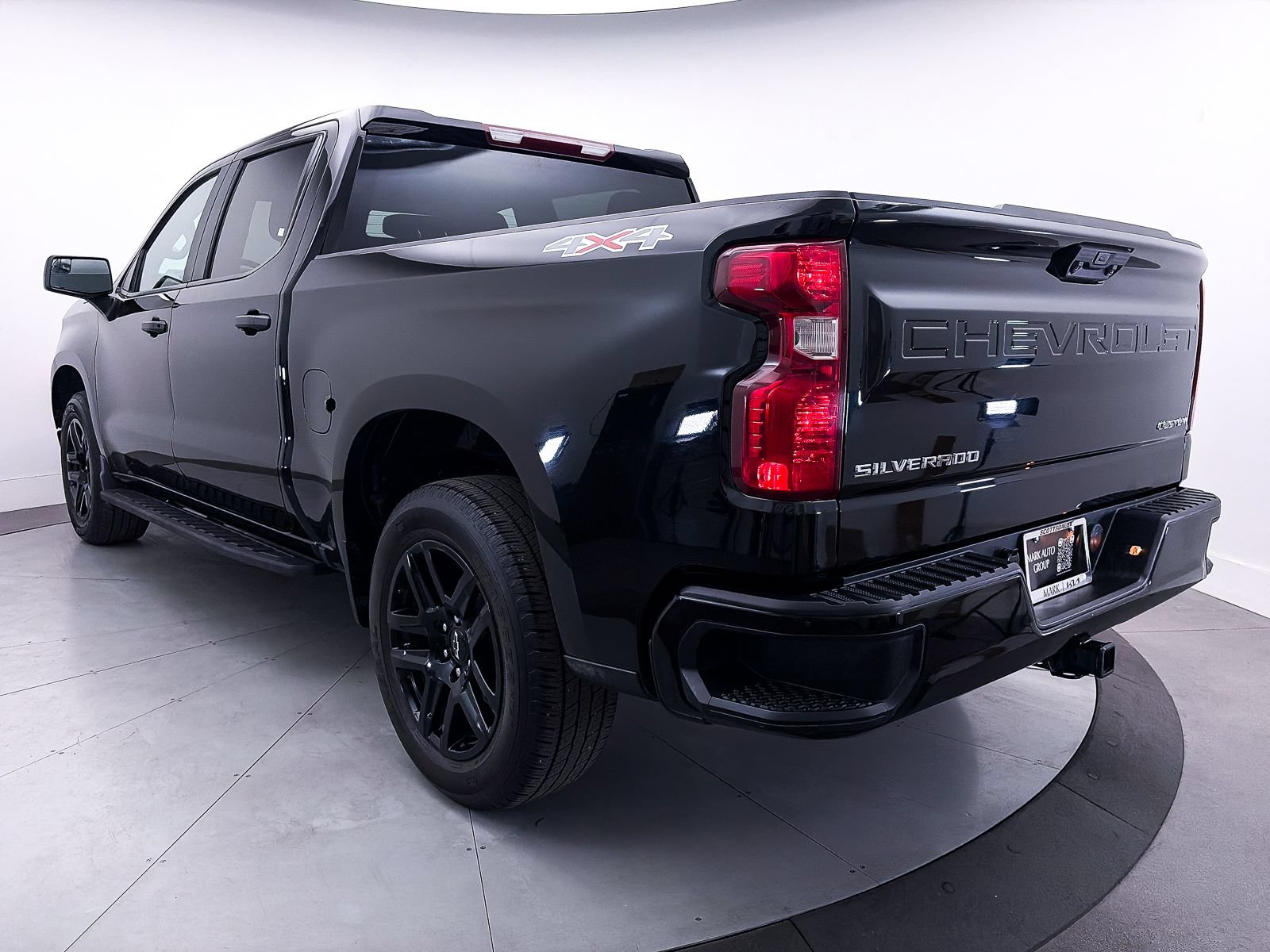 Used 2024 Chevrolet Silverado 1500 Custom AWD/4WD image 13