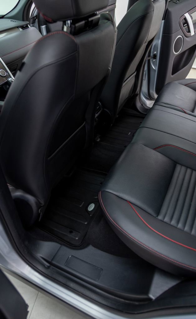 Used 2023 Land Rover Discovery Sport S R-Dynamic image 34