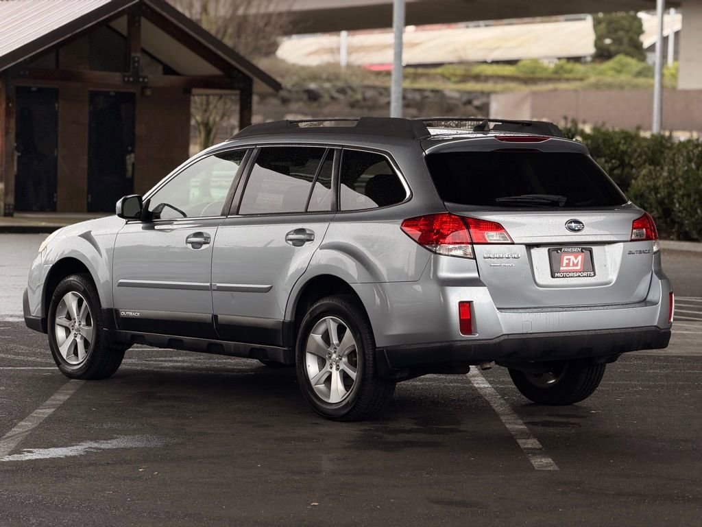 Used 2013 Subaru Outback 2.5i Limited image 6