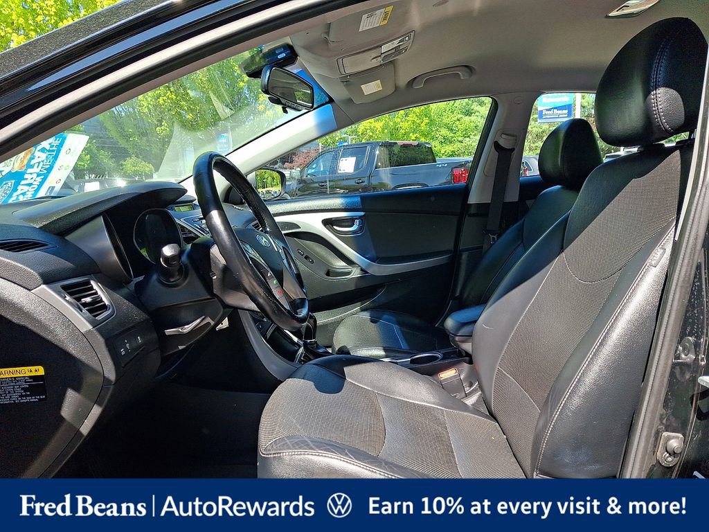Used 2015 Hyundai Elantra Limited FWD image 14