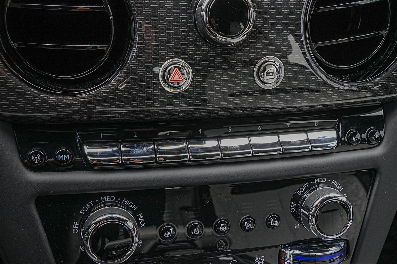 New 2025 Rolls-Royce Ghost Black Badge image 29