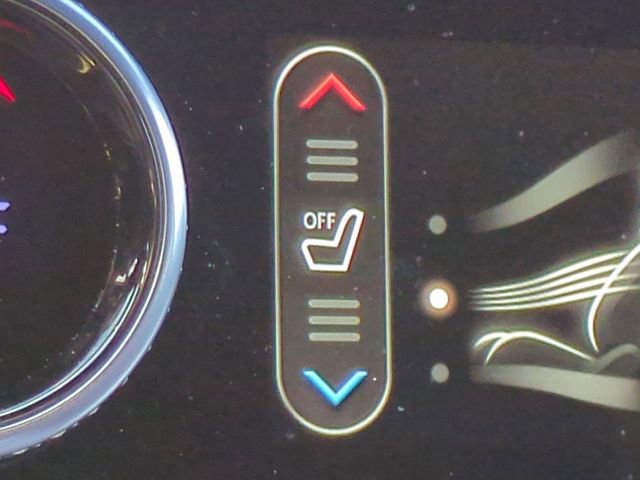 Certified 2025 Genesis GV70 2.5T w/ Sport Prestige Package image 23