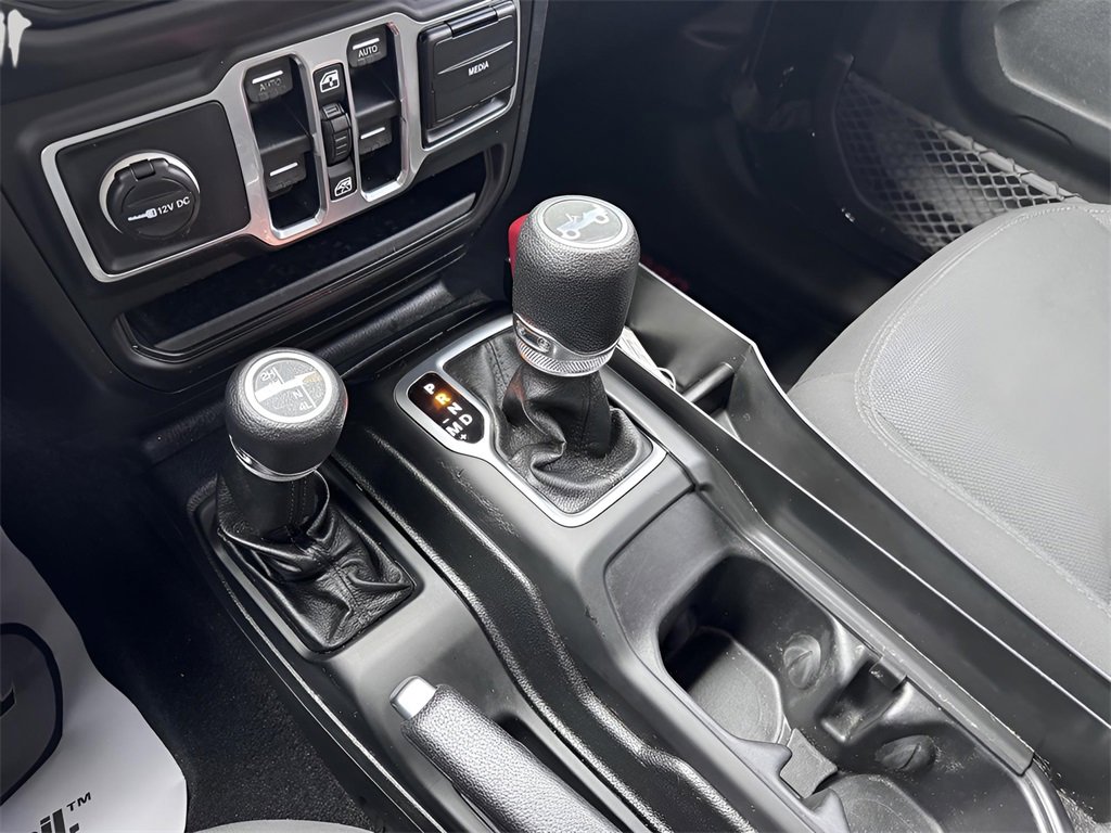 Used 2018 Jeep Wrangler Unlimited Sport S image 27