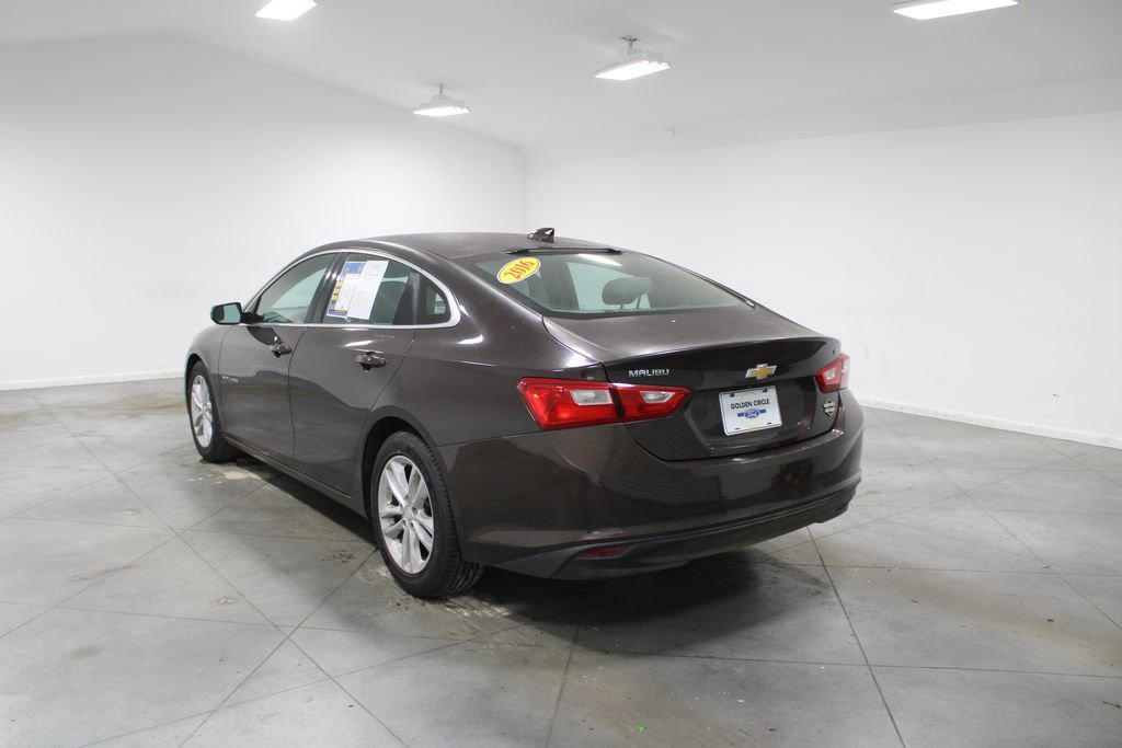 Used 2016 Chevrolet Malibu LT FWD image 7
