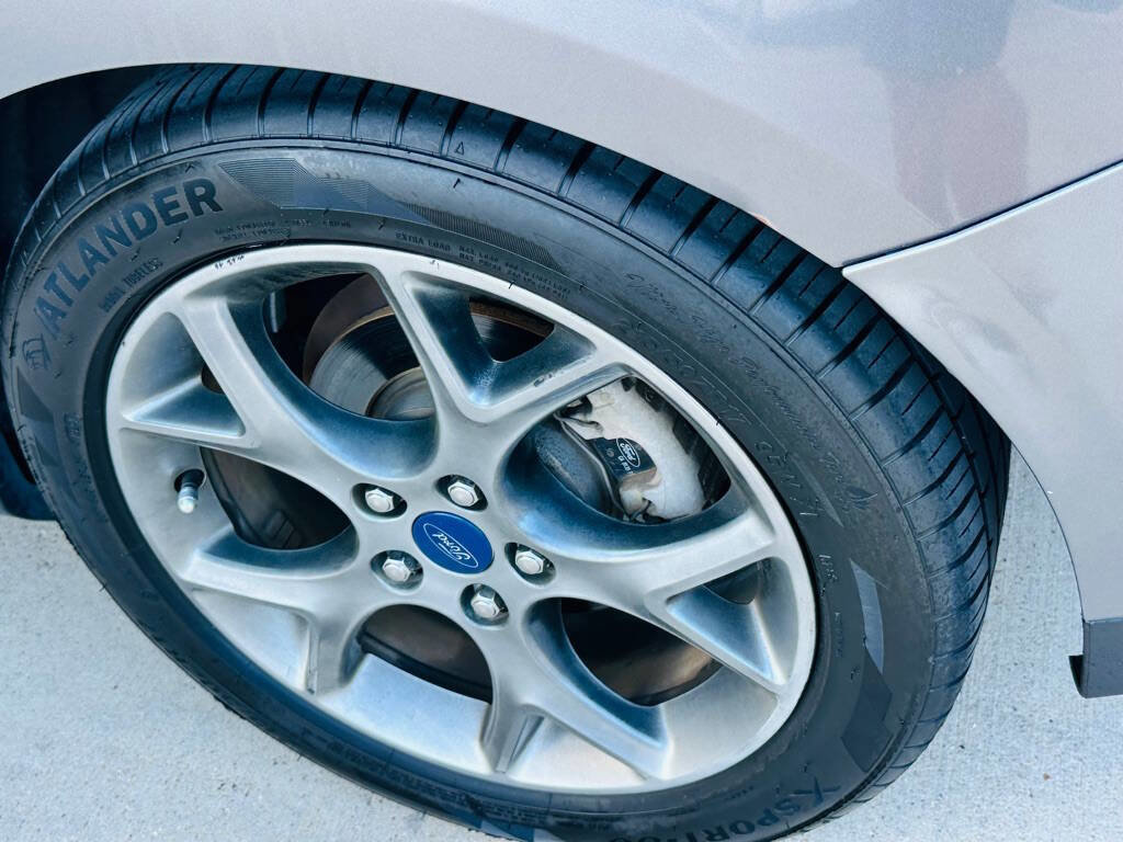 Used 2013 Ford Focus SE image 25