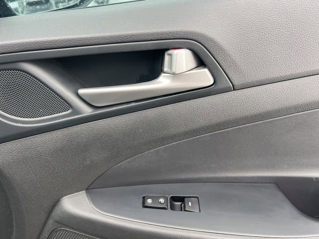 Used 2020 Hyundai Tucson Sport w/ Cargo Package image 32