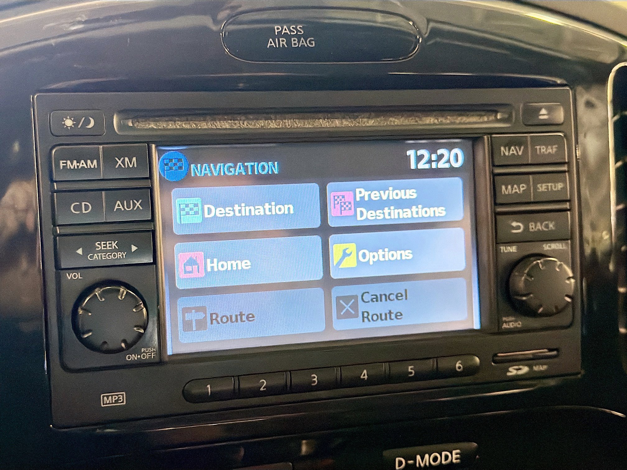Used 2012 Nissan Juke SL AWD/4WD image 22