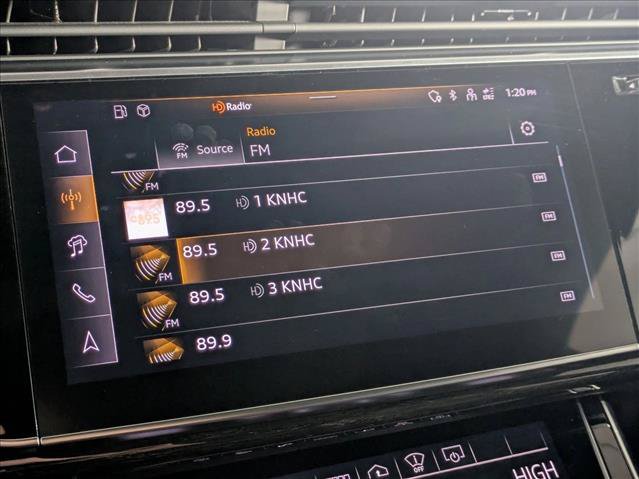 Used 2024 Audi Q8 Prestige w/ Prestige Package AWD/4WD image 13