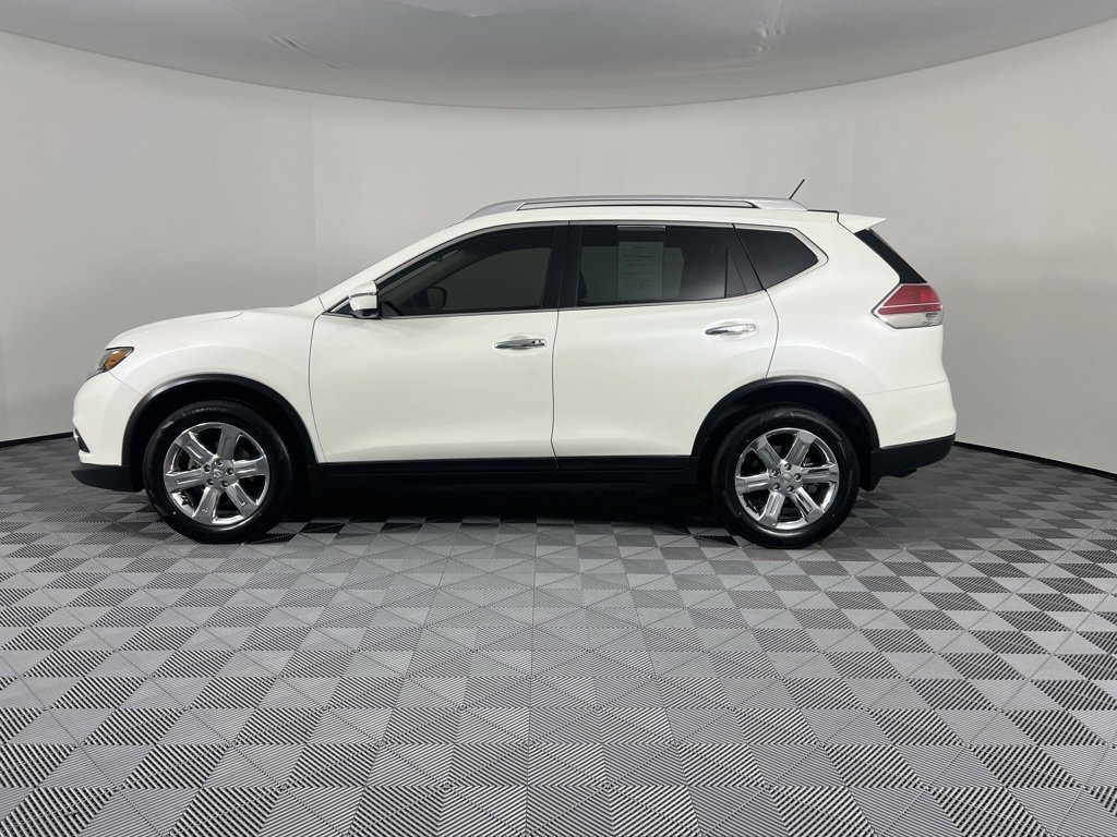 Used 2016 Nissan Rogue SL w/ SL Premium Package image 5