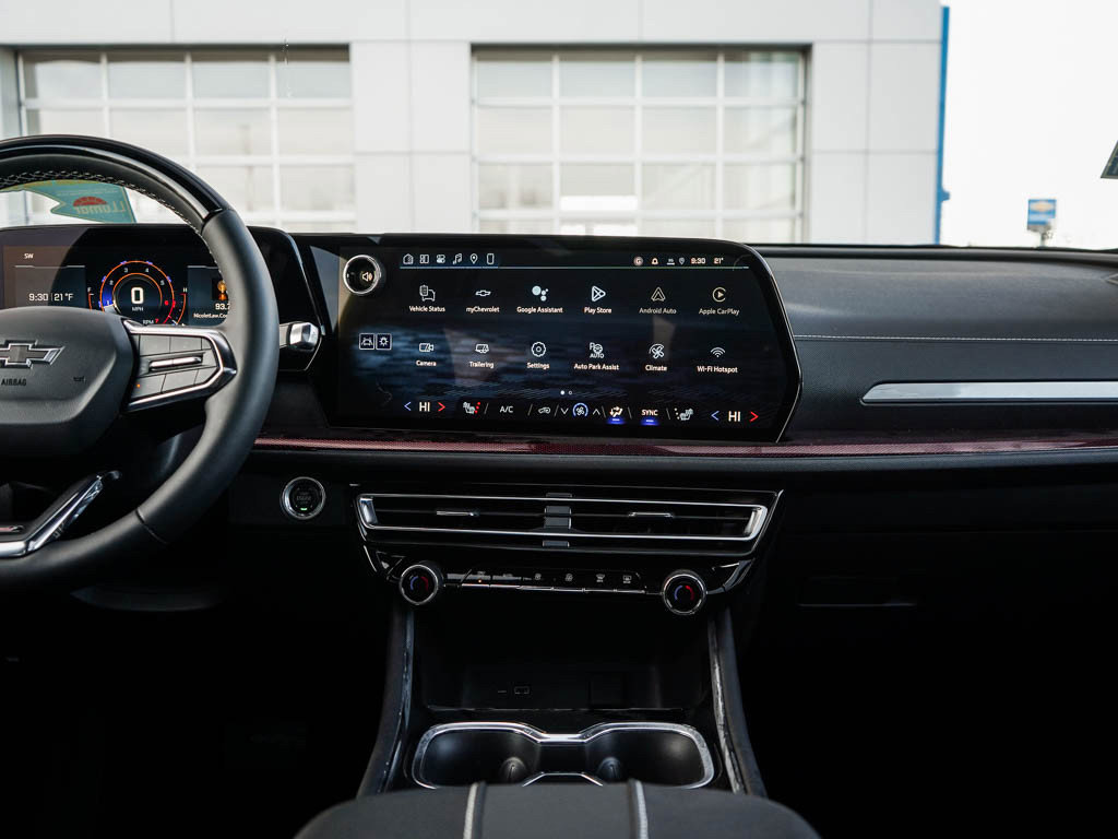 New 2026 Chevrolet Traverse Z71 w/ Enhanced Driving Package image 17