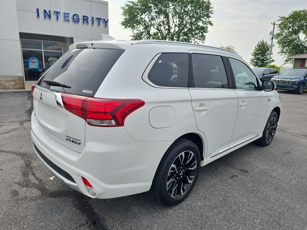 Used 2018 Mitsubishi Outlander SEL AWD/4WD image 6