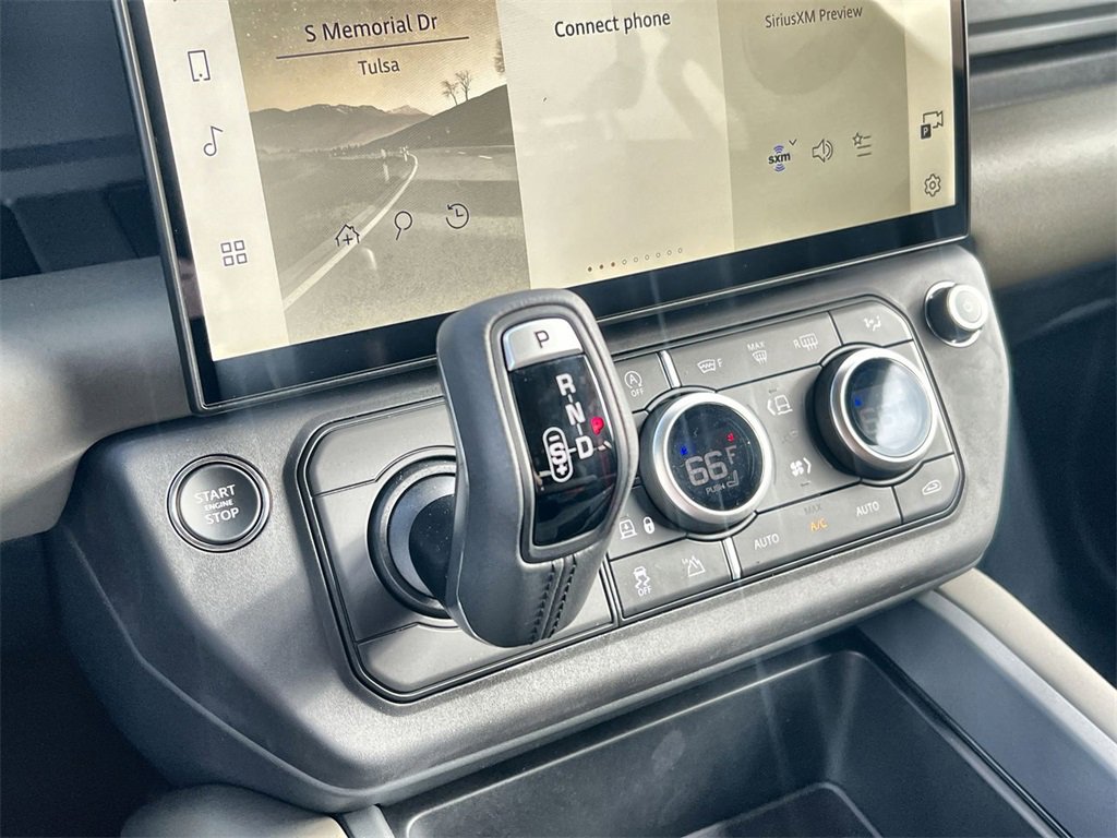 Used 2026 Land Rover Defender 110 S image 28