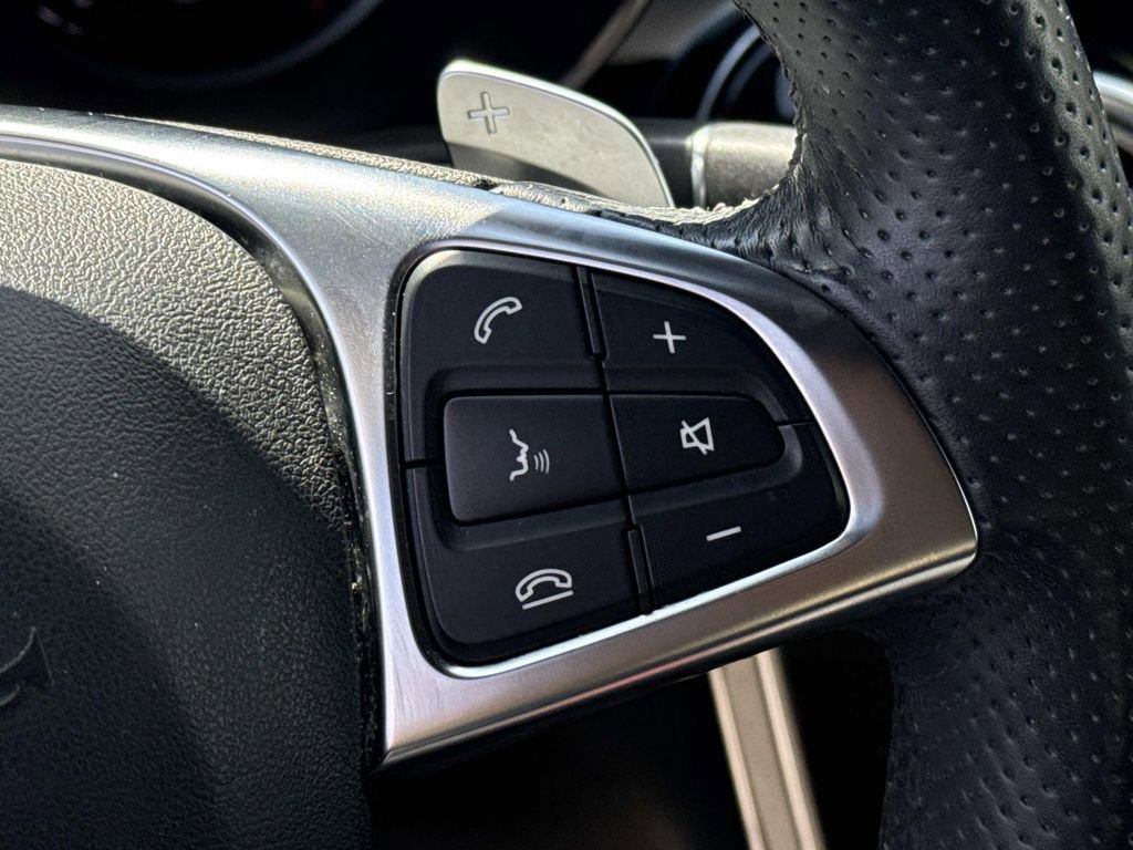 Used 2019 Mercedes-Benz GLC 300 image 23