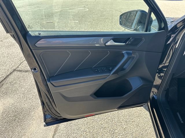 Certified 2023 Volkswagen Tiguan SE image 11