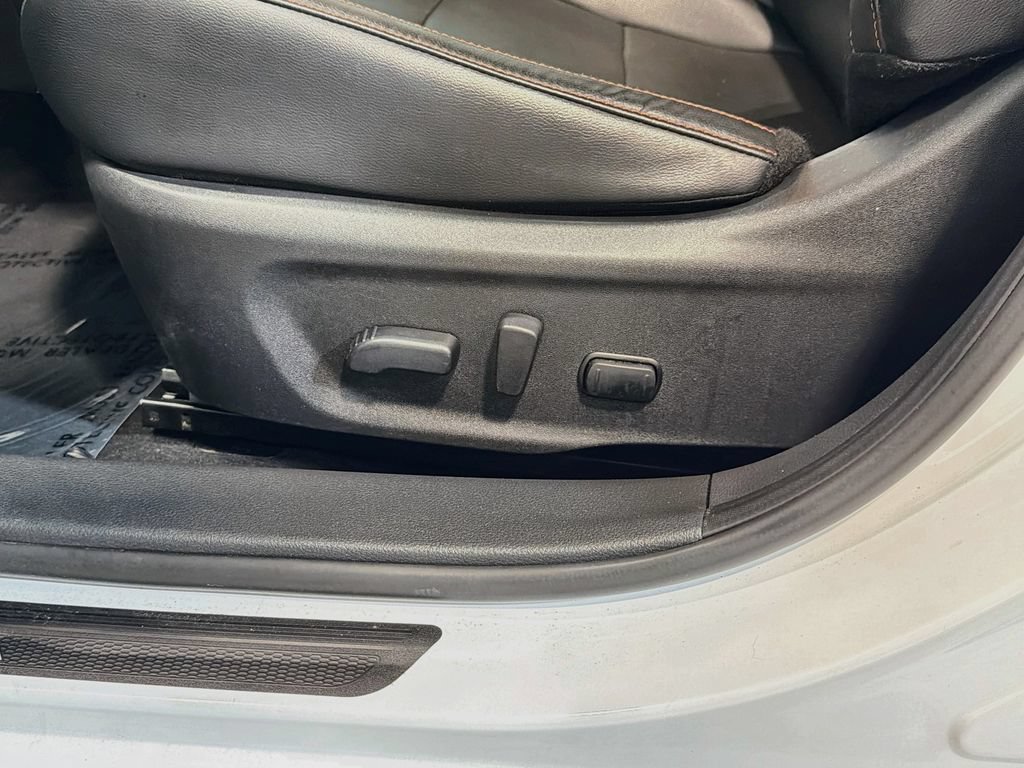 Used 2024 Nissan Sentra SR w/ SR Premium Package FWD image 20