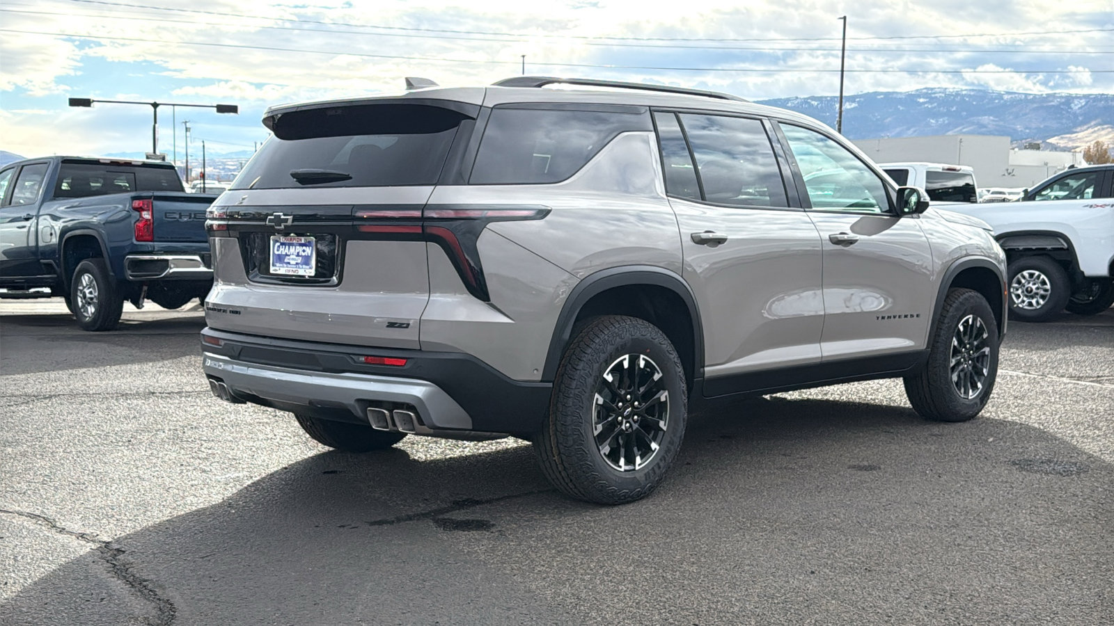 New 2026 Chevrolet Traverse Z71 w/ Enhanced Driving Package image 5