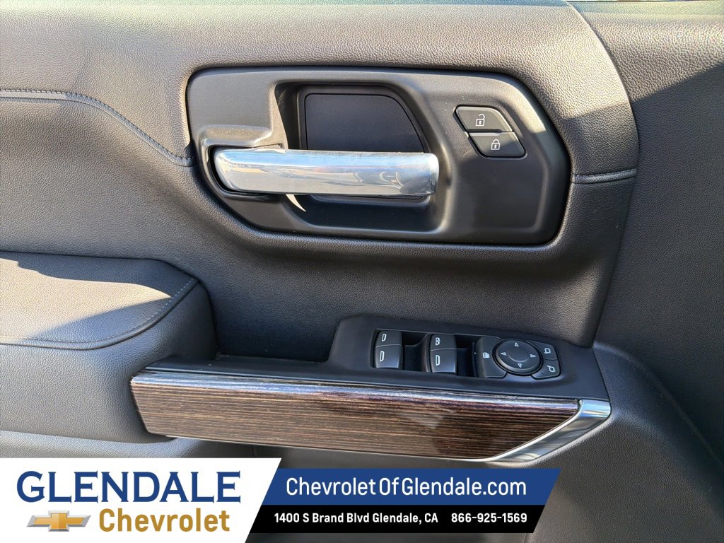 Used 2021 GMC Sierra 1500 Elevation image 18