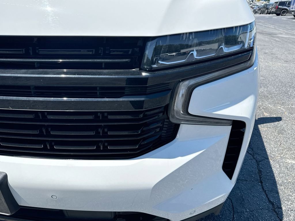 Used 2024 Chevrolet Suburban RST w/ Luxury Package AWD/4WD image 10