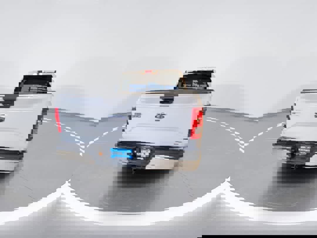 Used 2015 Ford F150 XLT w/ Trailer Tow Package image 7