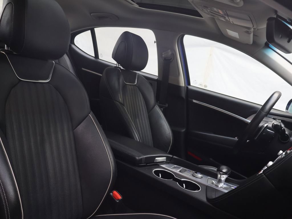 Used 2021 Genesis G70 2.0T w/ Elite Package AWD/4WD image 10