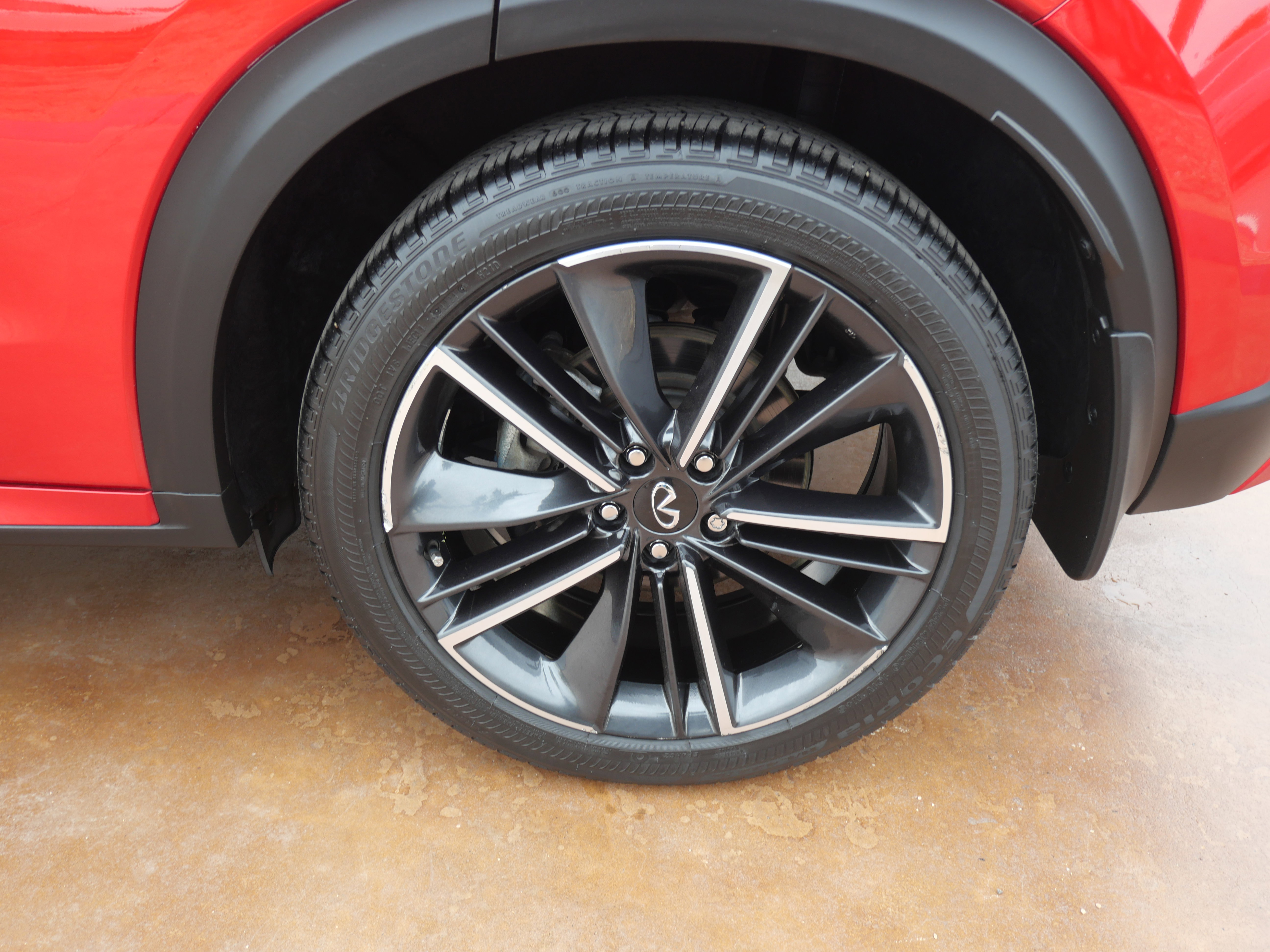 Used 2023 INFINITI QX55 Essential image 7